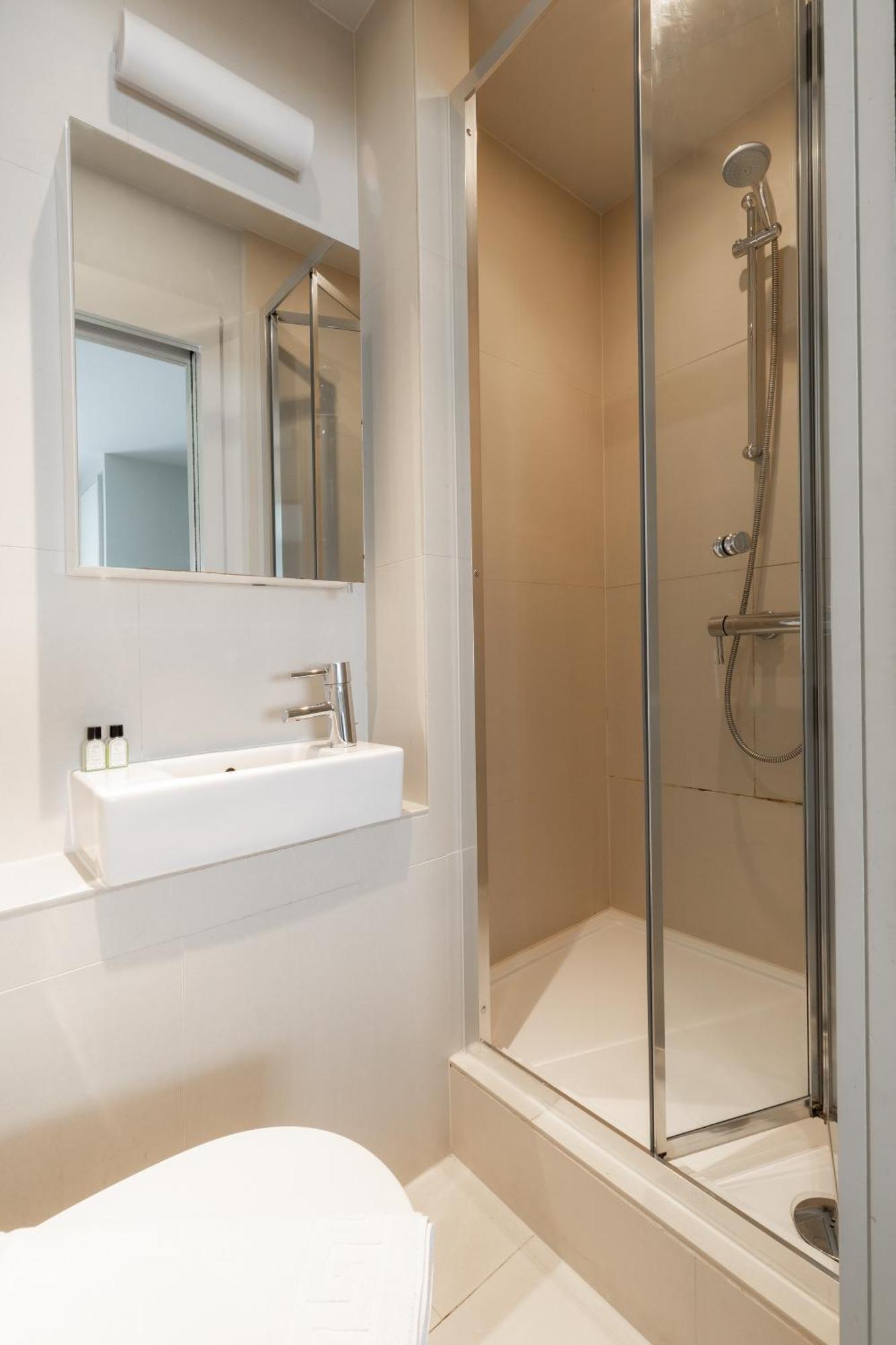 Stayinn Holborn London Eksteriør billede